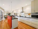 https://images.listonce.com.au/custom/160x/listings/5-kinsale-crescent-mont-albert-north-vic-3129/760/01683760_img_04.jpg?fosKQQp9oo4