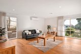 https://images.listonce.com.au/custom/160x/listings/5-kirkford-drive-mooroolbark-vic-3138/393/01717393_img_03.jpg?Gu3B2QQbow0