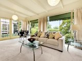 https://images.listonce.com.au/custom/160x/listings/5-knutsford-street-balwyn-vic-3103/025/01685025_img_05.jpg?YpggAcVU-gY
