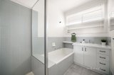 https://images.listonce.com.au/custom/160x/listings/5-kristine-court-cheltenham-vic-3192/597/01727597_img_10.jpg?49sDv-rvulE