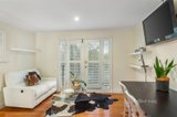 https://images.listonce.com.au/custom/160x/listings/5-laleham-court-eltham-vic-3095/375/01476375_img_05.jpg?qbUYT2pK3c8