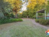 https://images.listonce.com.au/custom/160x/listings/5-lalors-lane-healesville-vic-3777/488/01529488_img_03.jpg?dKTHr7H6tTw