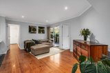 https://images.listonce.com.au/custom/160x/listings/5-larcom-court-greensborough-vic-3088/940/01114940_img_04.jpg?EwznIc1HsAc