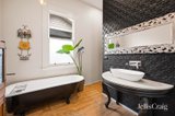 https://images.listonce.com.au/custom/160x/listings/5-latrobe-street-newport-vic-3015/228/01809228_img_07.jpg?-uH9BXEvGDA