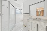 https://images.listonce.com.au/custom/160x/listings/5-leewarra-drive-glen-waverley-vic-3150/152/01922152_img_02.jpg?cIlUjPjxyeg