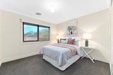 https://images.listonce.com.au/custom/160x/listings/5-leigh-street-mount-waverley-vic-3149/454/01660454_img_11.jpg?nVFmX6eHr-s