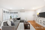 https://images.listonce.com.au/custom/160x/listings/5-leon-court-donvale-vic-3111/599/01769599_img_02.jpg?tJxryll04Lk