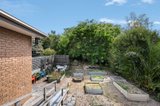 https://images.listonce.com.au/custom/160x/listings/5-levendale-avenue-mooroolbark-vic-3138/082/01636082_img_09.jpg?B1Uma7J0-Os