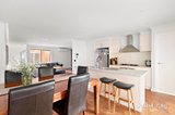 https://images.listonce.com.au/custom/160x/listings/5-lisbon-court-kings-park-vic-3021/546/01927546_img_04.jpg?0AEW7uypmP0