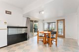 https://images.listonce.com.au/custom/160x/listings/5-little-street-daylesford-vic-3460/994/01099994_img_04.jpg?YtcBaxHIqjs