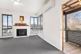 https://images.listonce.com.au/custom/160x/listings/5-little-street-daylesford-vic-3460/994/01099994_img_06.jpg?4Mz68gEymoA