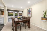 https://images.listonce.com.au/custom/160x/listings/5-lockheed-street-strathmore-heights-vic-3041/386/00928386_img_05.jpg?5uSIW_yRdBU