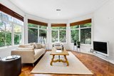https://images.listonce.com.au/custom/160x/listings/5-locksley-avenue-kew-vic-3101/144/01684144_img_05.jpg?u08TjPt4cu8