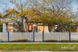 https://images.listonce.com.au/custom/160x/listings/5-lockwood-street-bentleigh-vic-3204/030/01980030_img_02.jpg?IIkbFymW5kE