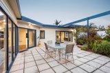 https://images.listonce.com.au/custom/160x/listings/5-lockwood-street-bentleigh-vic-3204/030/01980030_img_15.jpg?uRnd5Q5aQeY