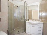 https://images.listonce.com.au/custom/160x/listings/5-loftus-street-east-geelong-vic-3219/108/01699108_img_11.jpg?CHparYRf_hI