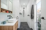 https://images.listonce.com.au/custom/160x/listings/5-luke-avenue-blackburn-vic-3130/073/01751073_img_08.jpg?PtySjNj5UXs