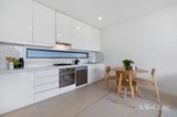 https://images.listonce.com.au/custom/160x/listings/5-magnolia-walk-burwood-vic-3125/064/01889064_img_04.jpg?8fk8U1sGxcA