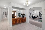 https://images.listonce.com.au/custom/160x/listings/5-malei-court-templestowe-vic-3106/306/01177306_img_08.jpg?YS8gf0TUEHg