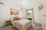 https://images.listonce.com.au/custom/160x/listings/5-mandowie-crescent-croydon-vic-3136/837/01876837_img_10.jpg?s8MAcKFhPrE