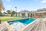 https://images.listonce.com.au/custom/160x/listings/5-marcia-close-mount-martha-vic-3934/012/01571012_img_01.jpg?ytRtCTUYolY