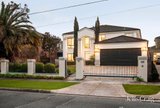 https://images.listonce.com.au/custom/160x/listings/5-marriott-parade-glen-waverley-vic-3150/448/01991448_img_08.jpg?Kd3_4oVFTT8
