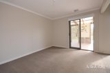 https://images.listonce.com.au/custom/160x/listings/5-martin-avenue-lake-wendouree-vic-3350/574/01981574_img_05.jpg?Ns1GnQjTLcI