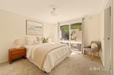 https://images.listonce.com.au/custom/160x/listings/5-maxine-court-mentone-vic-3194/603/01975603_img_08.jpg?MCt-iVApg-A