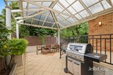 https://images.listonce.com.au/custom/160x/listings/5-maxwell-grove-glen-waverley-vic-3150/445/01810445_img_11.jpg?0hwmon-_MM0