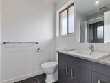 https://images.listonce.com.au/custom/160x/listings/5-mayo-street-alfredton-vic-3350/034/01611034_img_08.jpg?wOz9YTd3Xzk