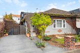 https://images.listonce.com.au/custom/160x/listings/5-mccrae-street-elwood-vic-3184/438/01976438_img_01.jpg?bofhyQPPSIA