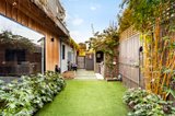 https://images.listonce.com.au/custom/160x/listings/5-mccrae-street-elwood-vic-3184/438/01976438_img_02.jpg?LFDo1KRTuZQ