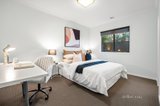 https://images.listonce.com.au/custom/160x/listings/5-mctaggart-street-lucas-vic-3350/087/01639087_img_15.jpg?w7v5XCnNwv0