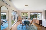 https://images.listonce.com.au/custom/160x/listings/5-melrose-street-newport-vic-3015/461/01647461_img_04.jpg?81YhuZolh7A