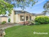 https://images.listonce.com.au/custom/160x/listings/5-midhurst-road-croydon-vic-3136/840/01525840_img_01.jpg?-egKAZcekdo