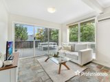 https://images.listonce.com.au/custom/160x/listings/5-midhurst-road-croydon-vic-3136/840/01525840_img_04.jpg?9okksZGFEa0