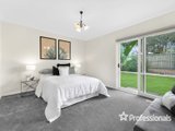 https://images.listonce.com.au/custom/160x/listings/5-midhurst-road-croydon-vic-3136/840/01525840_img_08.jpg?01x6UEsUDzs