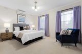 https://images.listonce.com.au/custom/160x/listings/5-midlothian-place-glen-waverley-vic-3150/700/01603700_img_07.jpg?hoerdOgoWR8