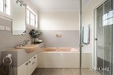 https://images.listonce.com.au/custom/160x/listings/5-miller-street-brunswick-east-vic-3057/861/01956861_img_11.jpg?DtCoRHUFNhU