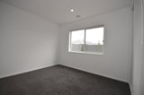 https://images.listonce.com.au/custom/160x/listings/5-monaghan-terrace-alfredton-vic-3350/754/01581754_img_10.jpg?g3HUAR7A1_Y