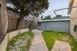https://images.listonce.com.au/custom/160x/listings/5-monak-place-yallambie-vic-3085/071/01936071_img_19.jpg?0OY9kDP9-Lo