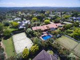 https://images.listonce.com.au/custom/160x/listings/5-monckton-road-templestowe-vic-3106/015/00354015_img_12.jpg?VodOGBxgB-E