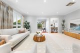 https://images.listonce.com.au/custom/160x/listings/5-moran-court-vermont-south-vic-3133/622/01906622_img_02.jpg?QV4BODLQt3Y