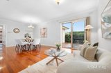 https://images.listonce.com.au/custom/160x/listings/5-moran-court-vermont-south-vic-3133/622/01906622_img_04.jpg?KEAsQzSkQWU