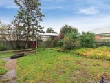 https://images.listonce.com.au/custom/160x/listings/5-morelle-court-mooroolbark-vic-3138/261/01524261_img_07.jpg?ciRNjw2Yo1U