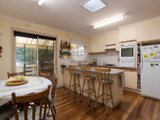 https://images.listonce.com.au/custom/160x/listings/5-morrison-crescent-kilsyth-vic-3137/116/01524116_img_08.jpg?hNjq4a-SAa4