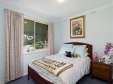 https://images.listonce.com.au/custom/160x/listings/5-morrison-crescent-kilsyth-vic-3137/116/01524116_img_12.jpg?0Z3FXm_xw14