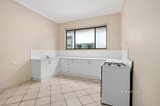 https://images.listonce.com.au/custom/160x/listings/5-moyle-street-ballarat-central-vic-3350/449/01239449_img_06.jpg?kK-dmAR_rnI