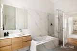 https://images.listonce.com.au/custom/160x/listings/5-mt-pleasant-grove-armadale-vic-3143/177/01948177_img_11.jpg?YFZj9jfTWEw