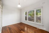 https://images.listonce.com.au/custom/160x/listings/5-munro-street-macleod-vic-3085/641/01912641_img_06.jpg?G-5TpThsOM8